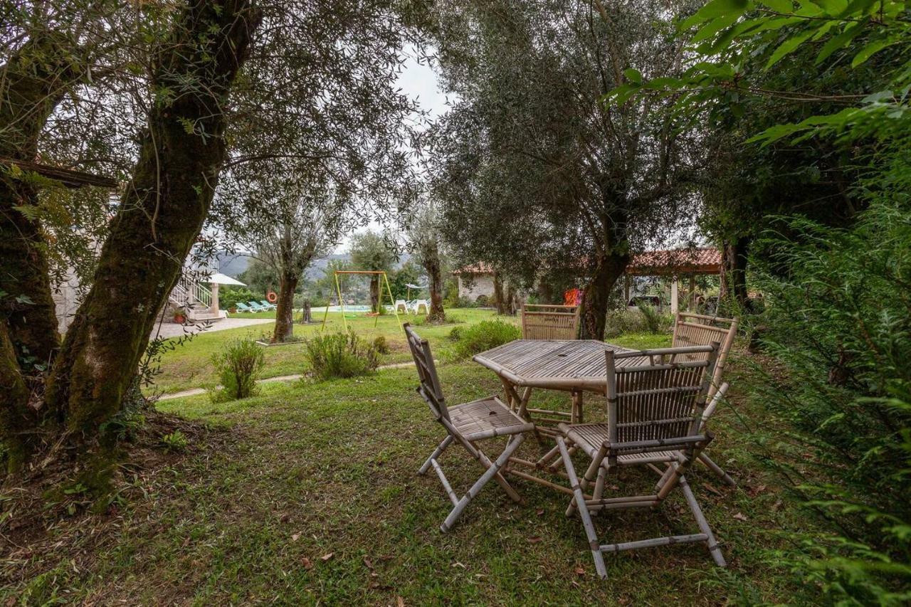 Eido Do Carvalhoso - Casa De Campo Em อาร์กอสเดวัลเดเวซ ภายนอก รูปภาพ